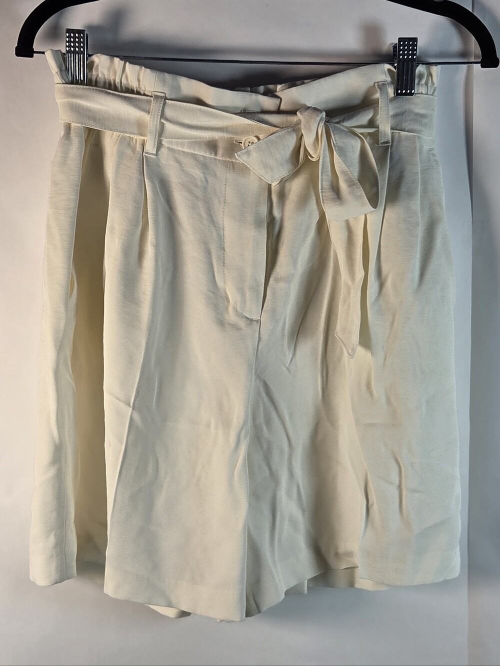 Simply Vera Vera Wang Cream Paperbag Tie-Waist Shorts